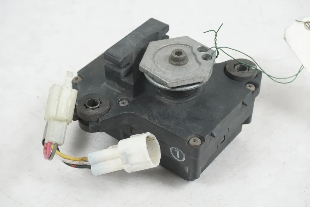 Motor výfukové klapky Suzuki