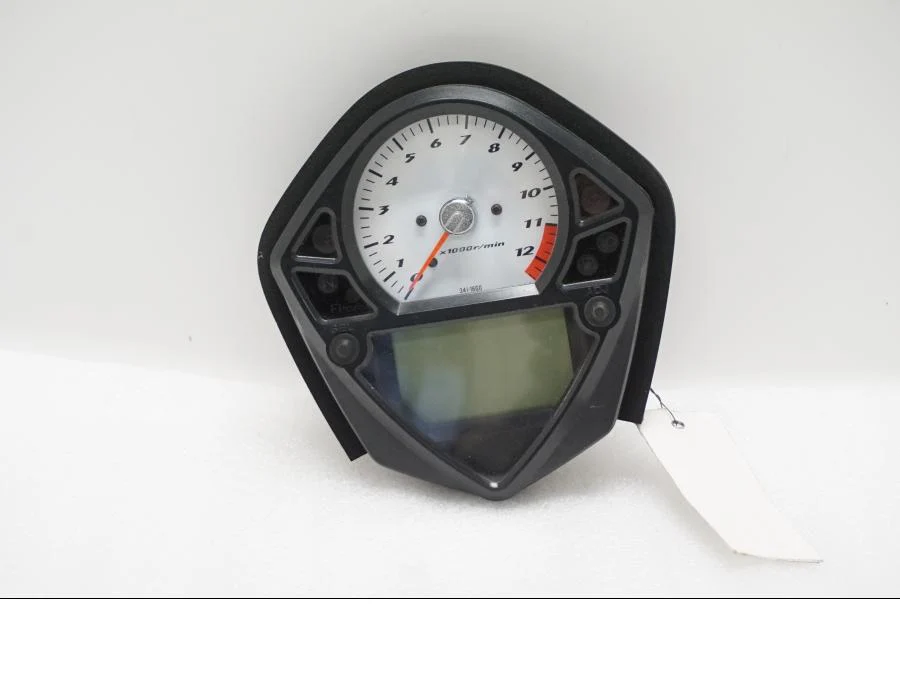 Přístrojový panel Suzuki