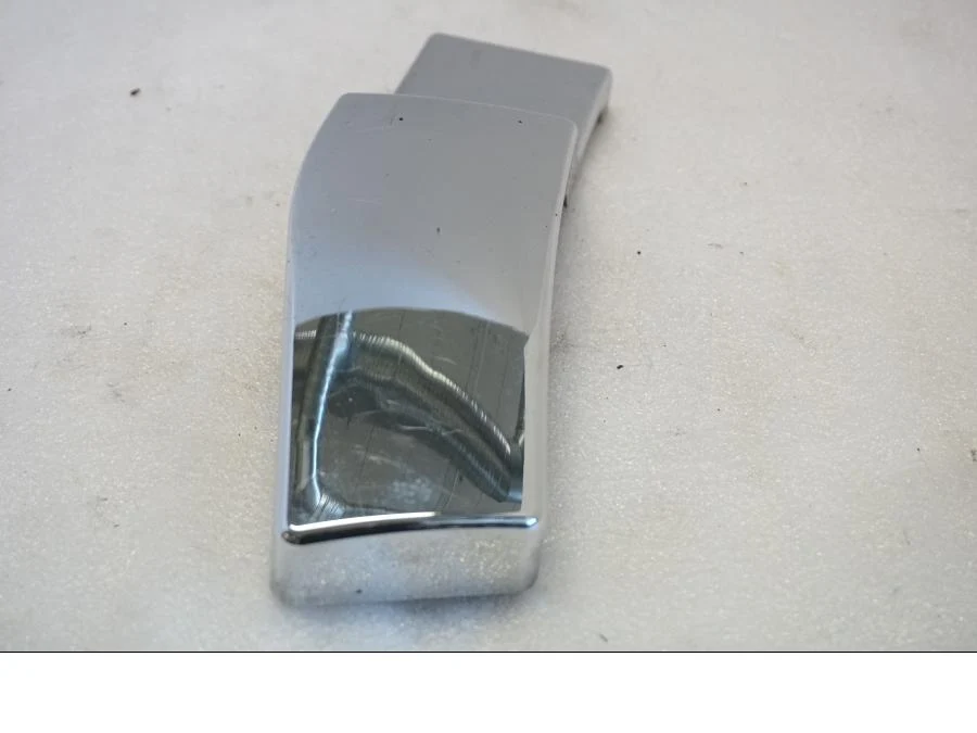 Rámový plast Suzuki