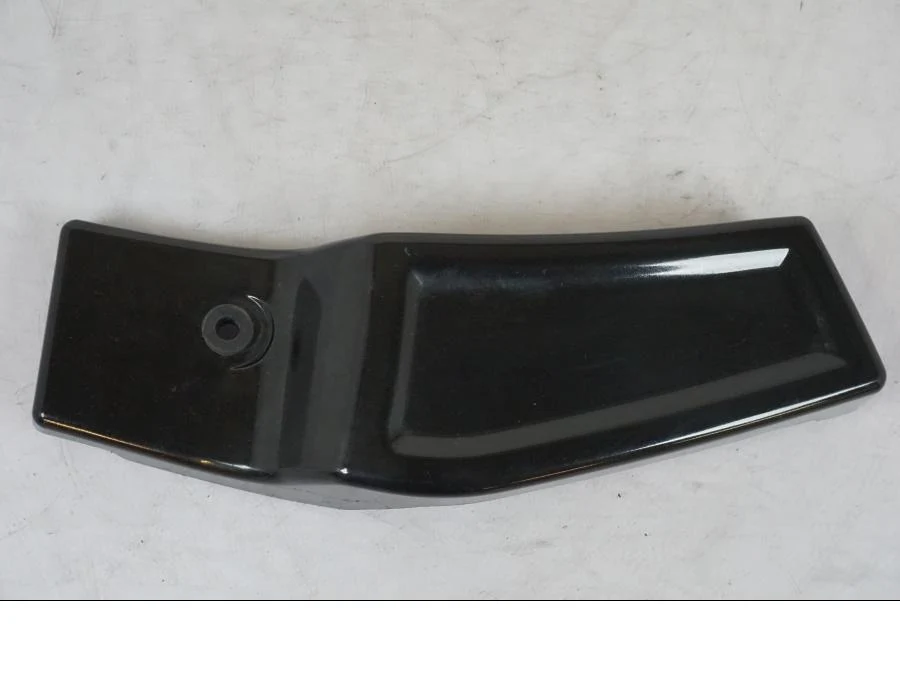 rámový plast Suzuki