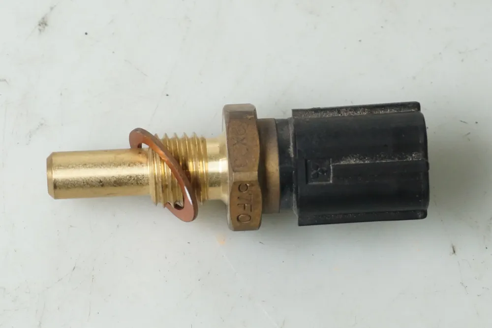 Snímač airboxu Suzuki