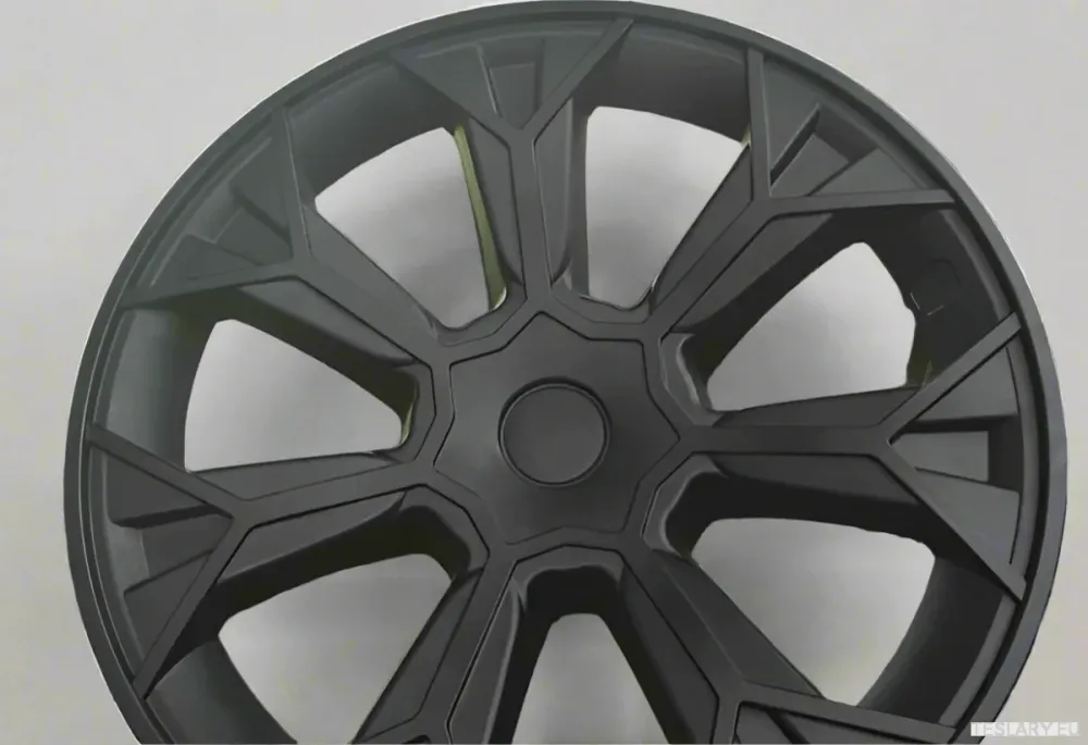 TESLA MODEL Y 19" UNIKÁTNÍ NÁBOJE KOL S4 S PLNÝM KRYTEM
