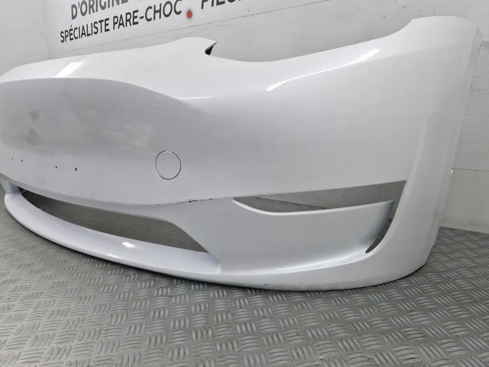 Přední nárazník Tesla Model Y (od 10/2021) – Originální použitý díl