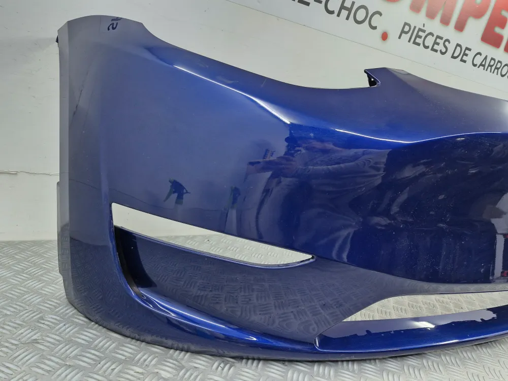 Přední nárazník Tesla Model Y použitý