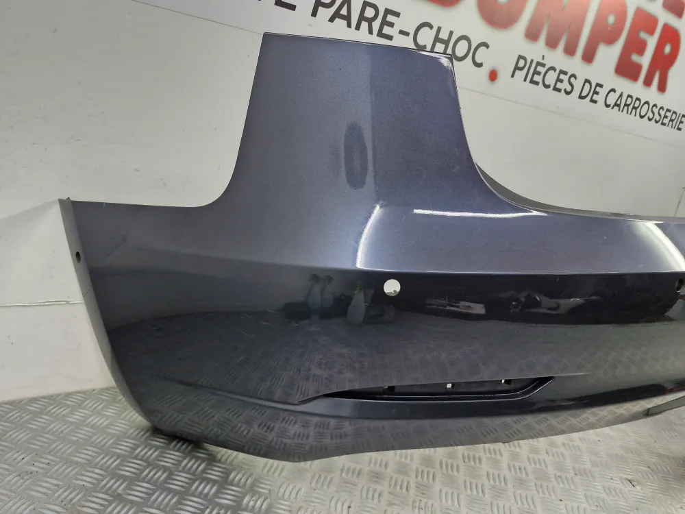 Zadní nárazník Tesla Model 3 použitý