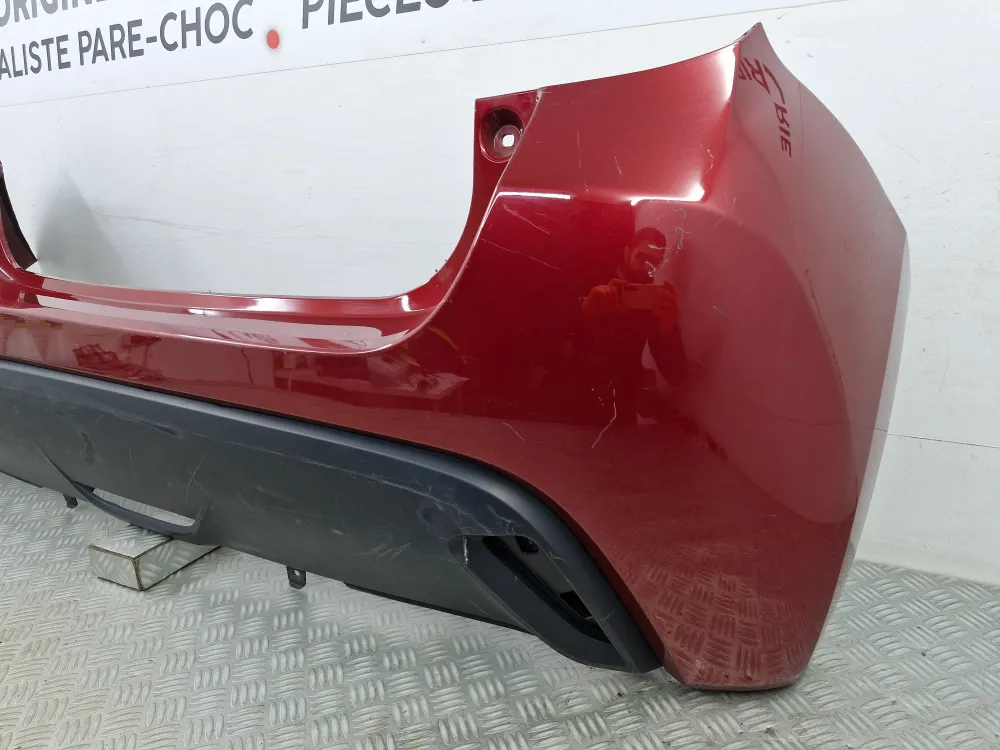 Zadní nárazník Toyota Yaris 4 / Mazda 2 (4)