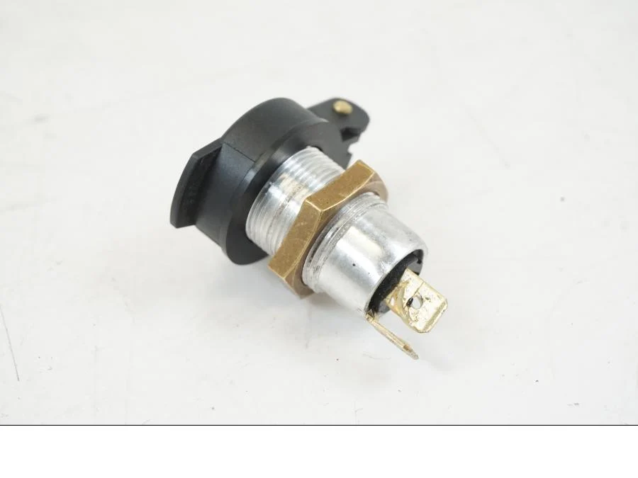 Elektrická zásuvka 12 V Triumph