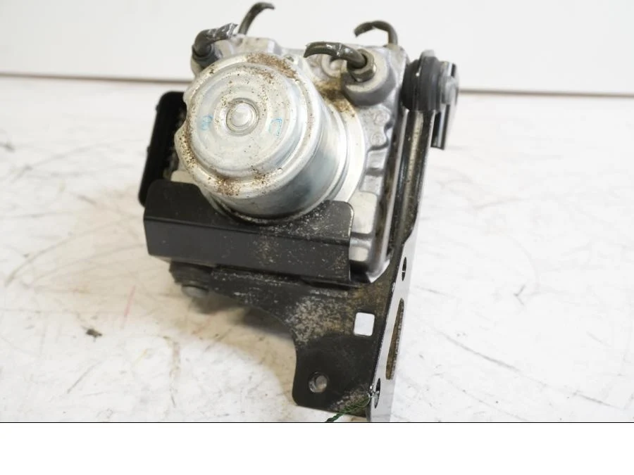 Modulátor ABS Triumph