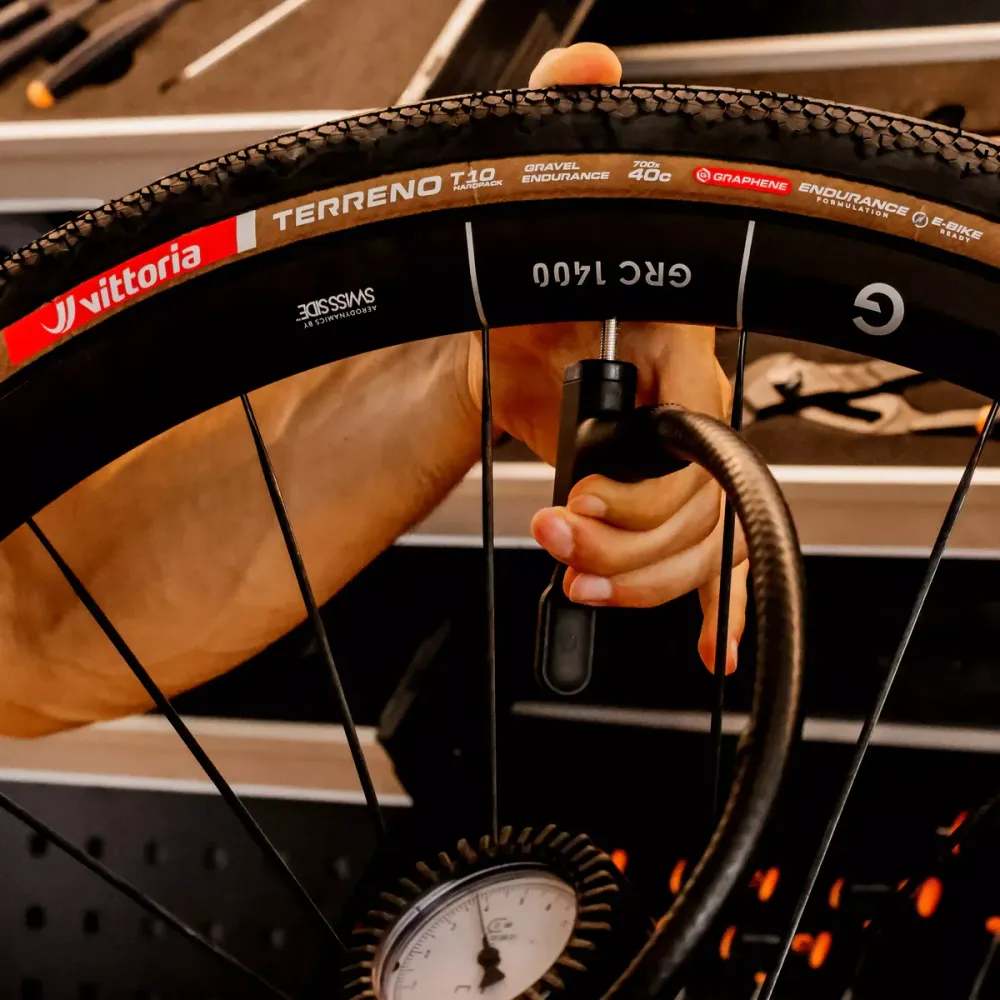 VITTORIA TERRENO T10 HARDPACK Gravel Endurance 700x40c Tubeless Ready Soft Brown pneumatika