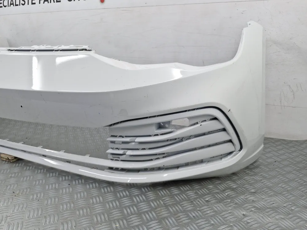 Přední nárazník Volkswagen Golf 8 2019+ — Originální použitý díl výrobce