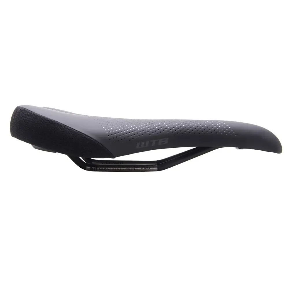 WTB VOLT 135mm sedlo s titanovými lištami černé