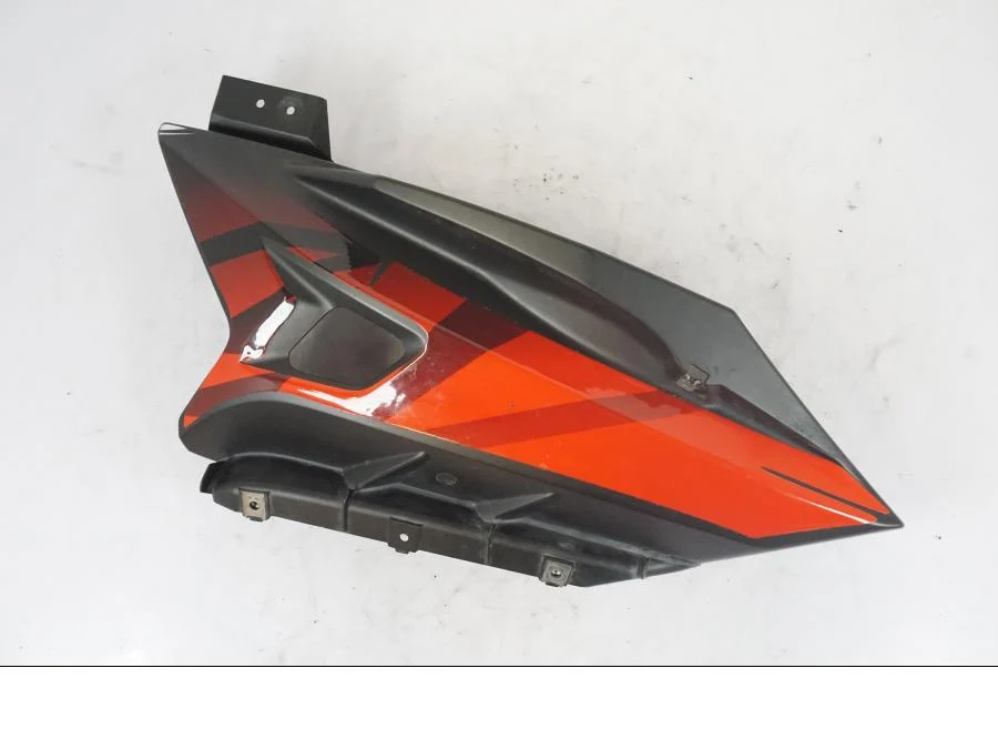 Boční kryt Yamaha
