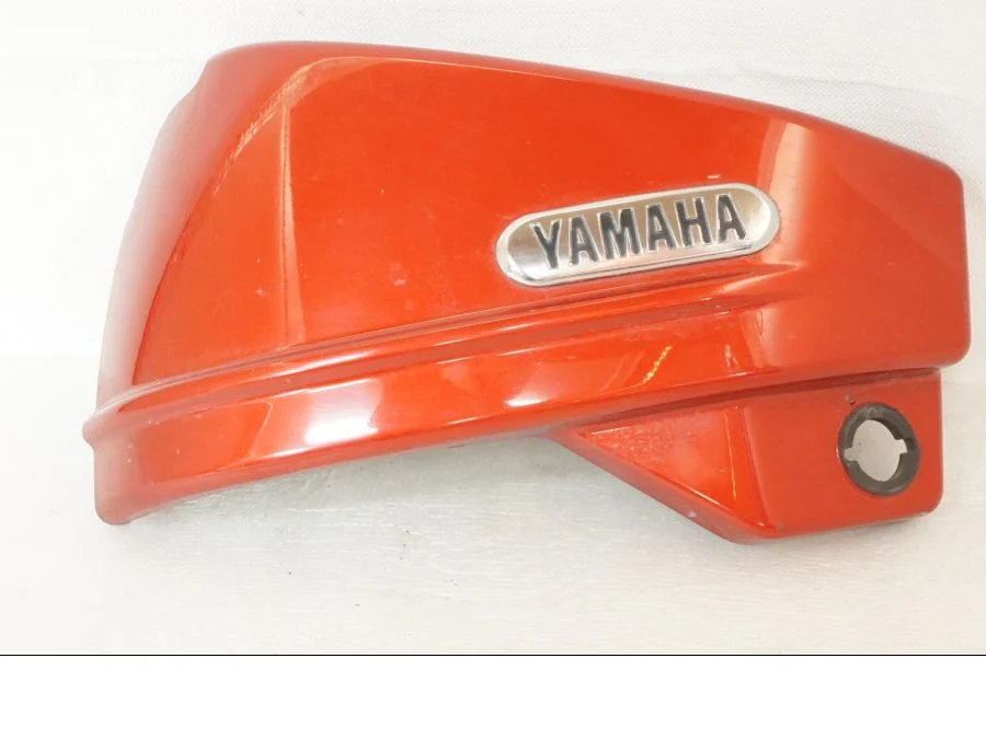 Boční panel Yamaha