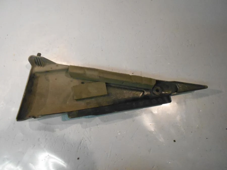 Boční panel Yamaha
