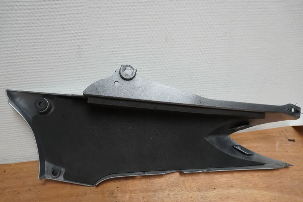 Boční panel Yamaha