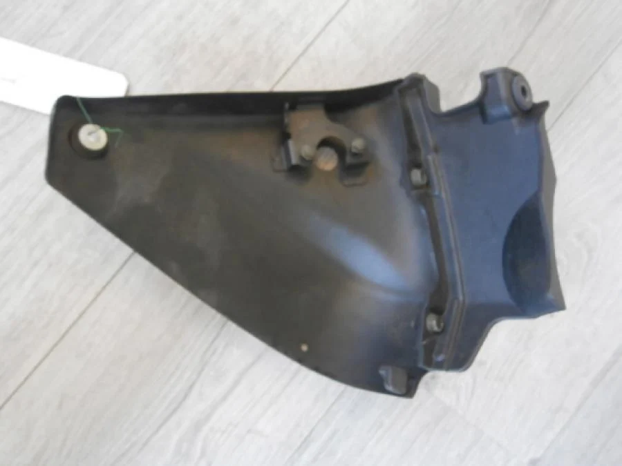 Boční panel Yamaha