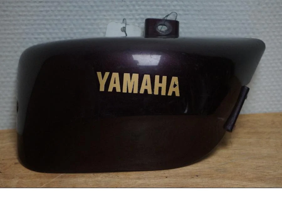 Boční panel Yamaha