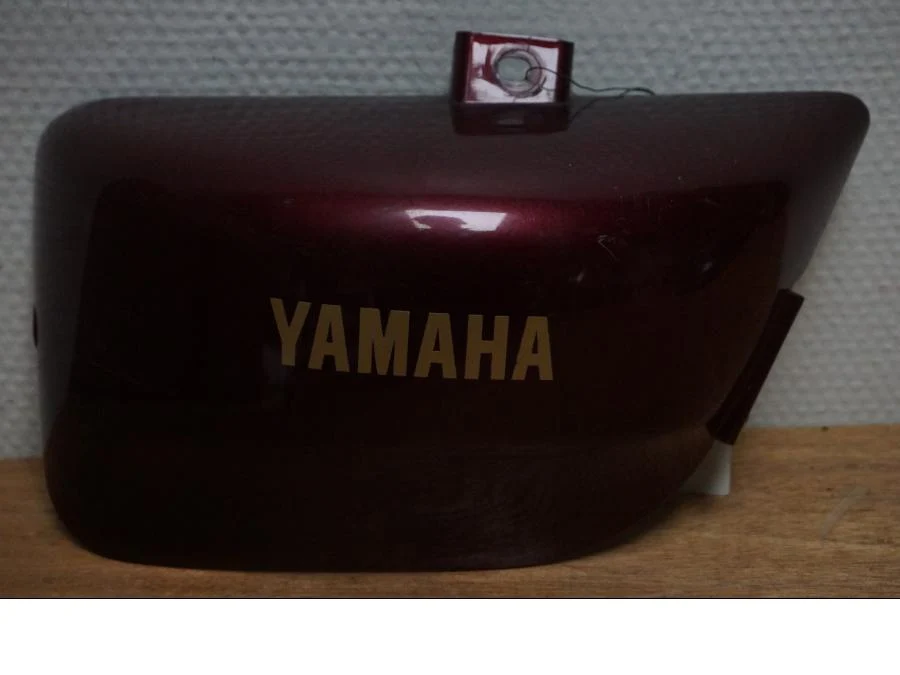 Boční panel Yamaha