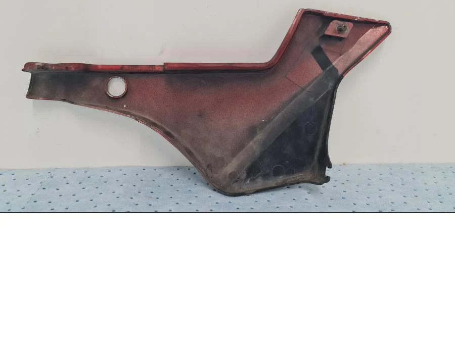 boční panel Yamaha