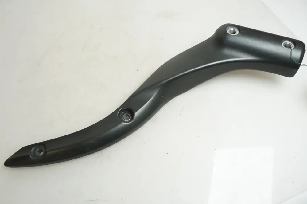 Držák zadního blatníku Yamaha