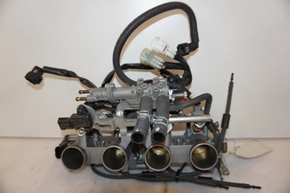 škrticí těleso Yamaha