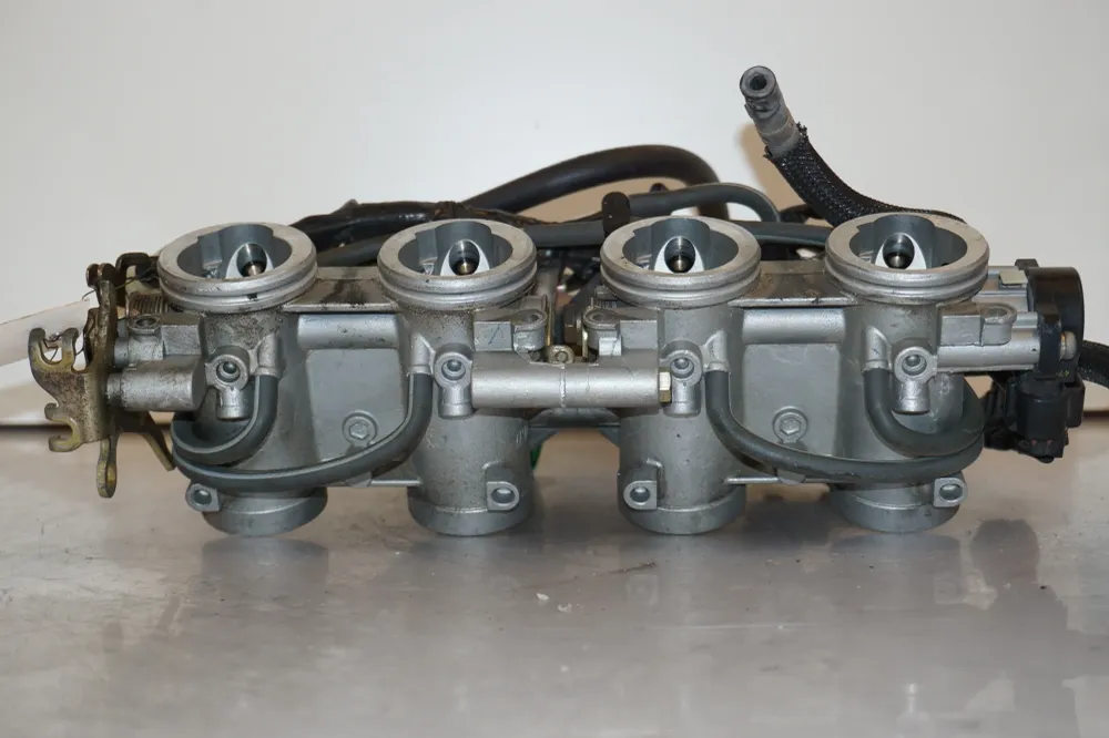 Škrticí těleso Yamaha