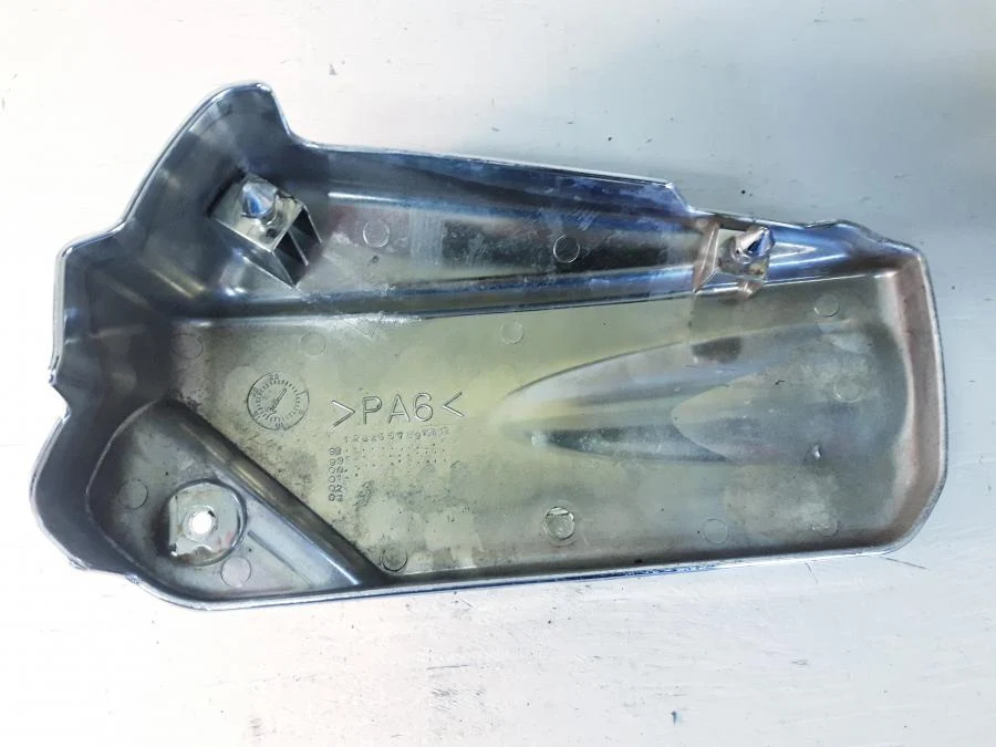 Kryt motoru Yamaha