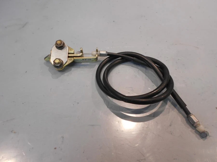 Mechanismus zámku sedla Yamaha