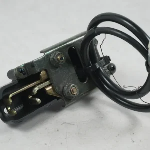 Mechanismus zámku sedla Yamaha