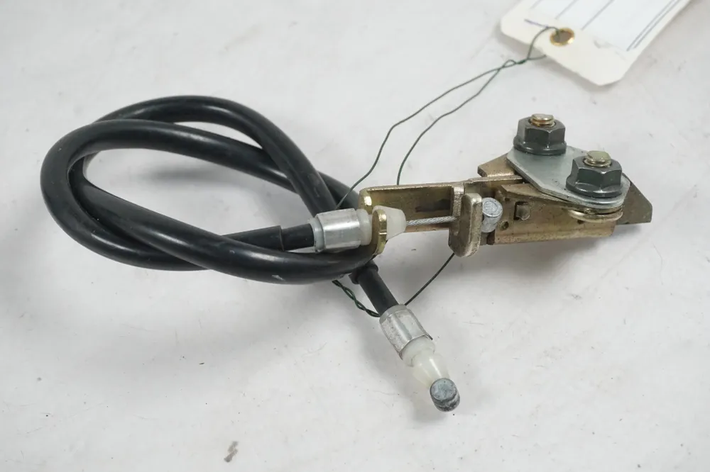 mechanismus zámku sedla Yamaha