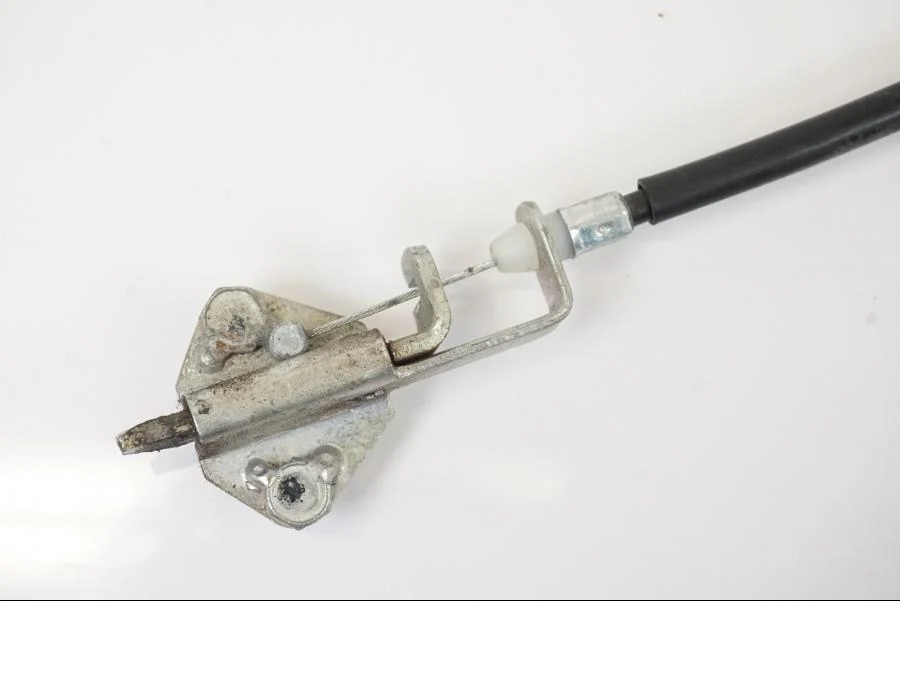 Mechanismus zámku sedla Yamaha