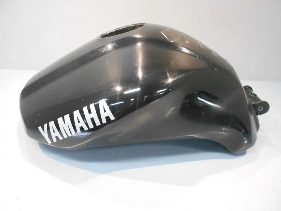 palivová nádrž Yamaha