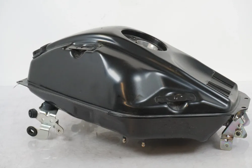 palivová nádrž Yamaha