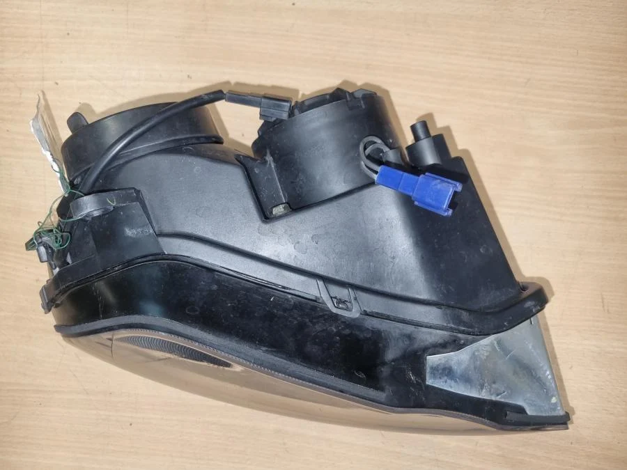přední světlomet Yamaha