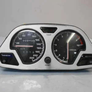 Přístrojový panel Yamaha