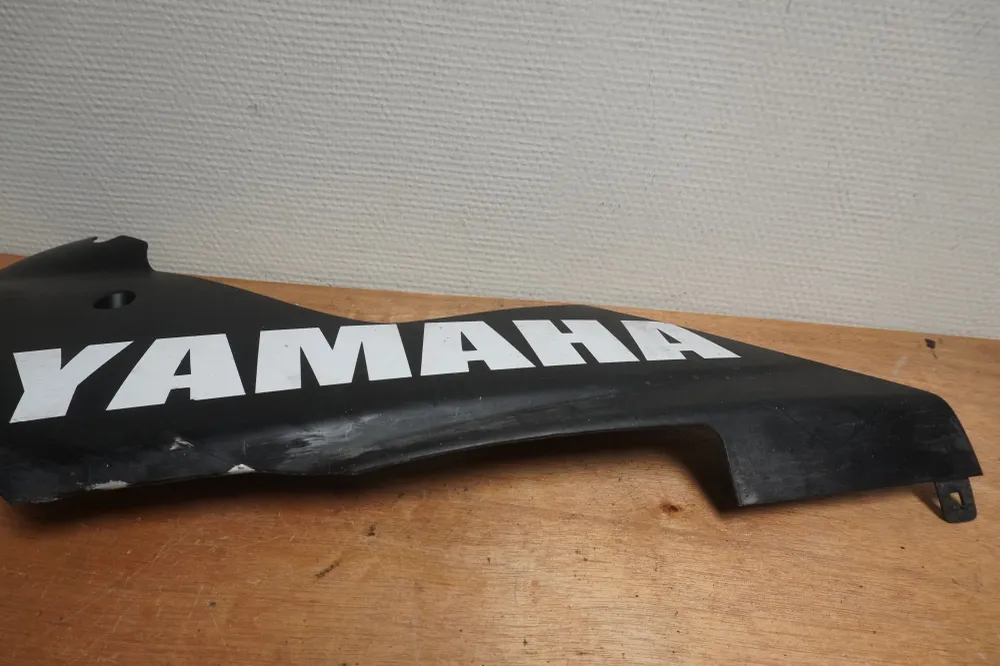 spodní kryt Yamaha