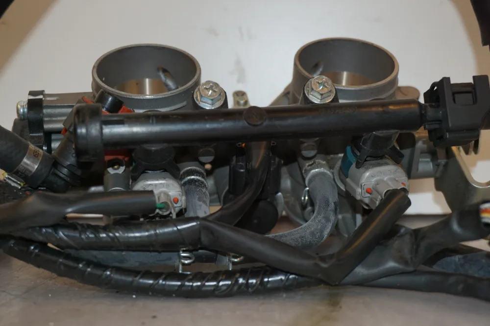 těleso škrticí klapky Yamaha