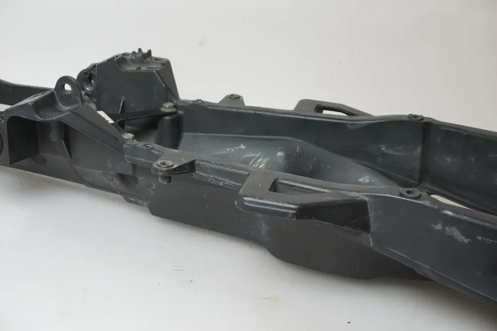 zadní rám Yamaha