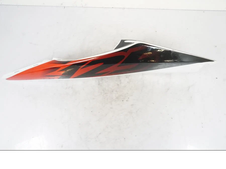 Zadní křídlo Yamaha